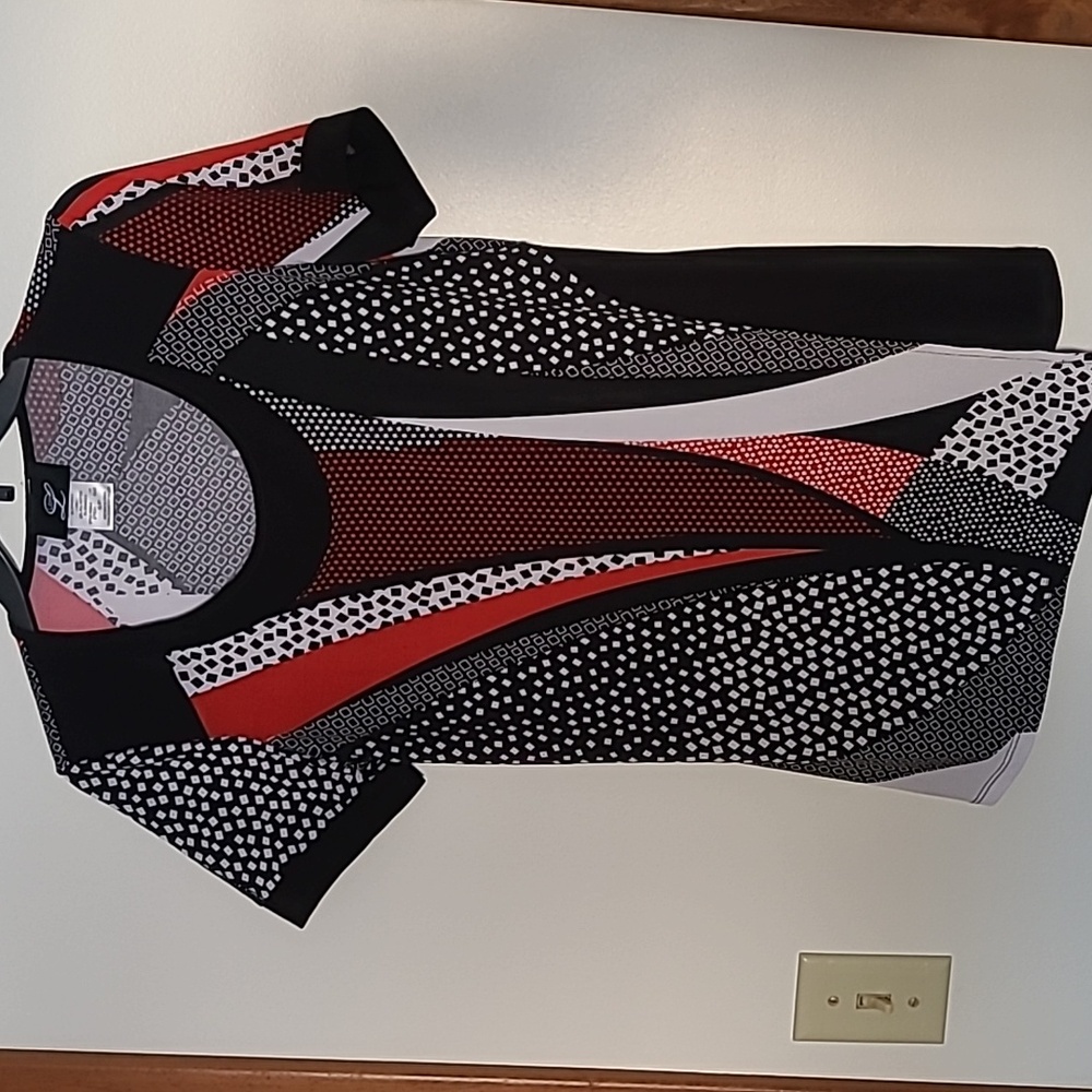 Libra L womens Black, Red & White Print Top SZ S